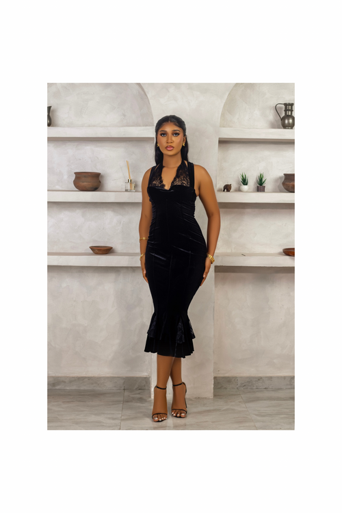 La Silhouette Dress-Medium